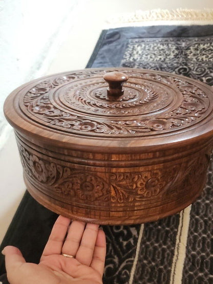 Handcrafted Wooden Chapati Hotpot — Hand-Carved Sheesham Wood, Keeps Rotis Warm